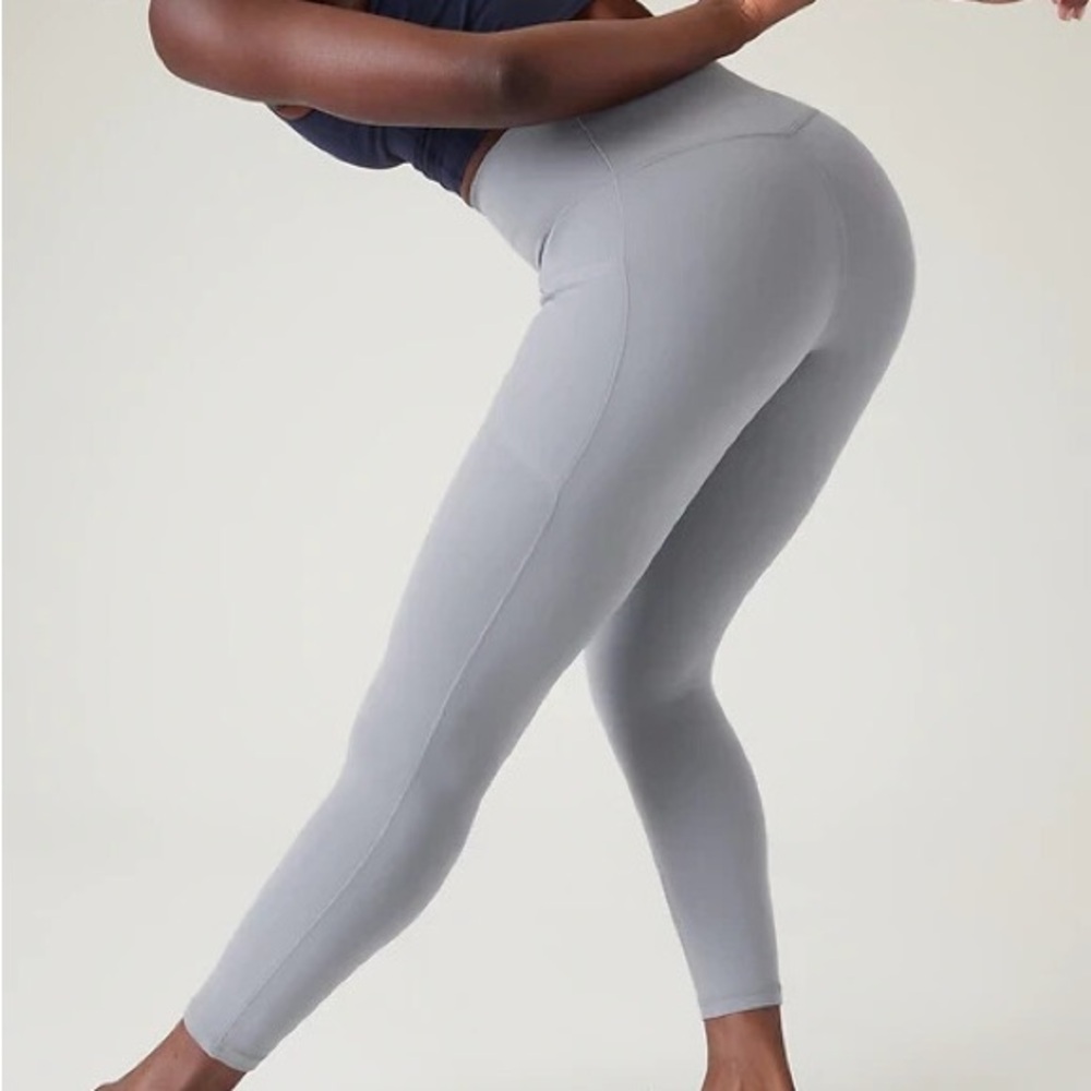 Athleta Light blue/periwinkle salutation stash Leggings